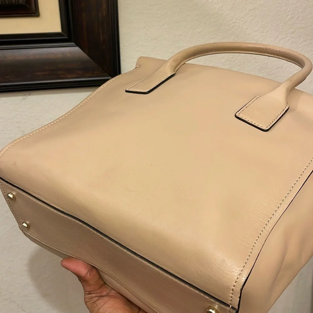 Kate Spade please check all picture of condition - Picture 12 of 17